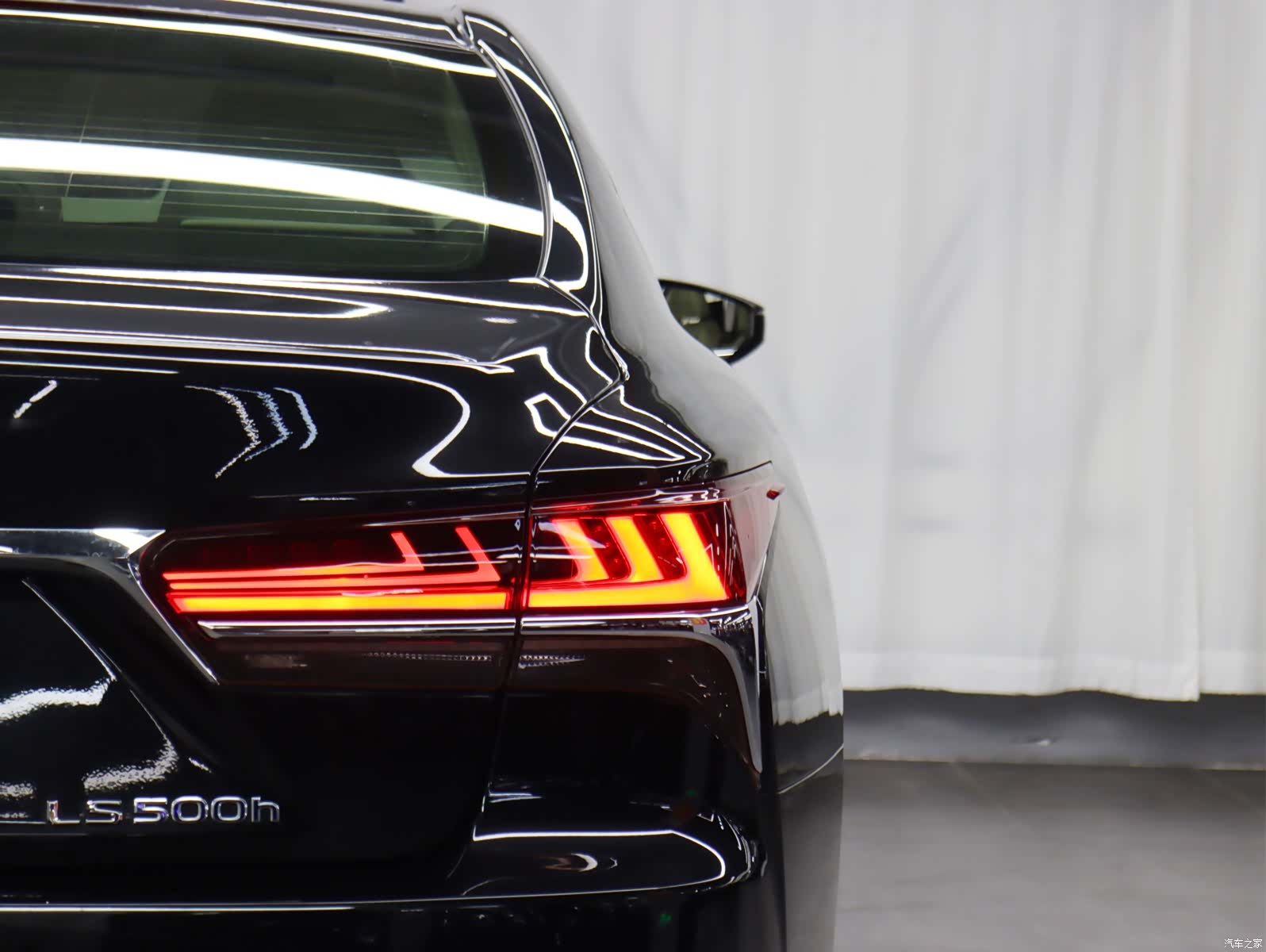 Lexus LS, 2018 40