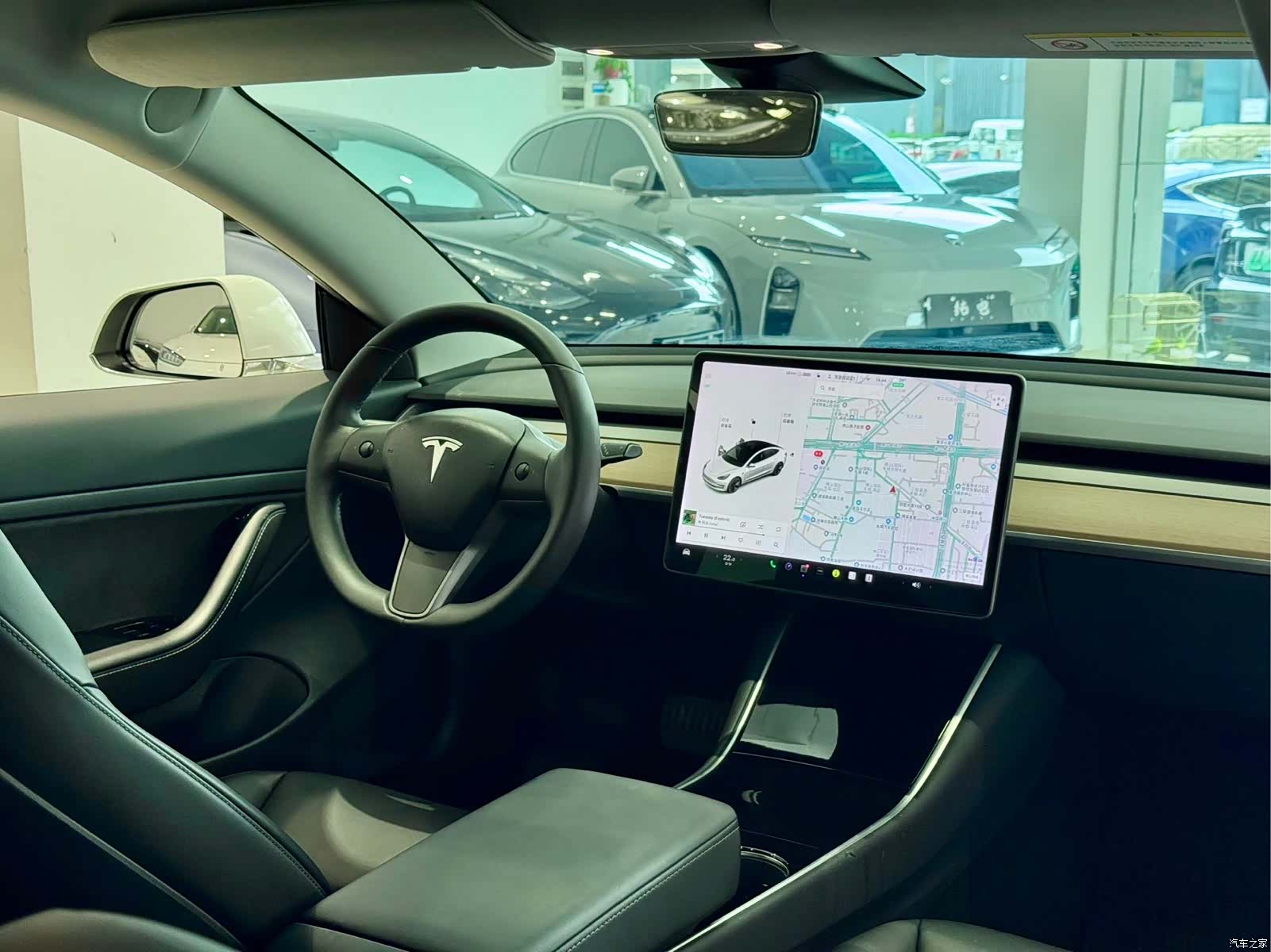 Tesla Model 3, 2020 17