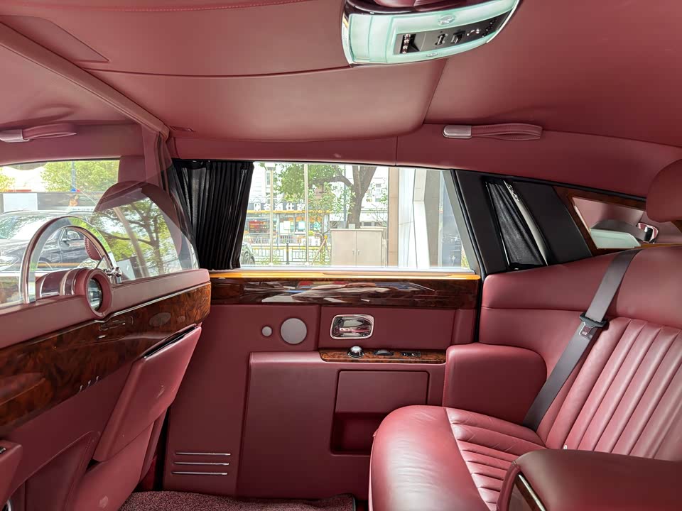 Rolls-Royce Phantom