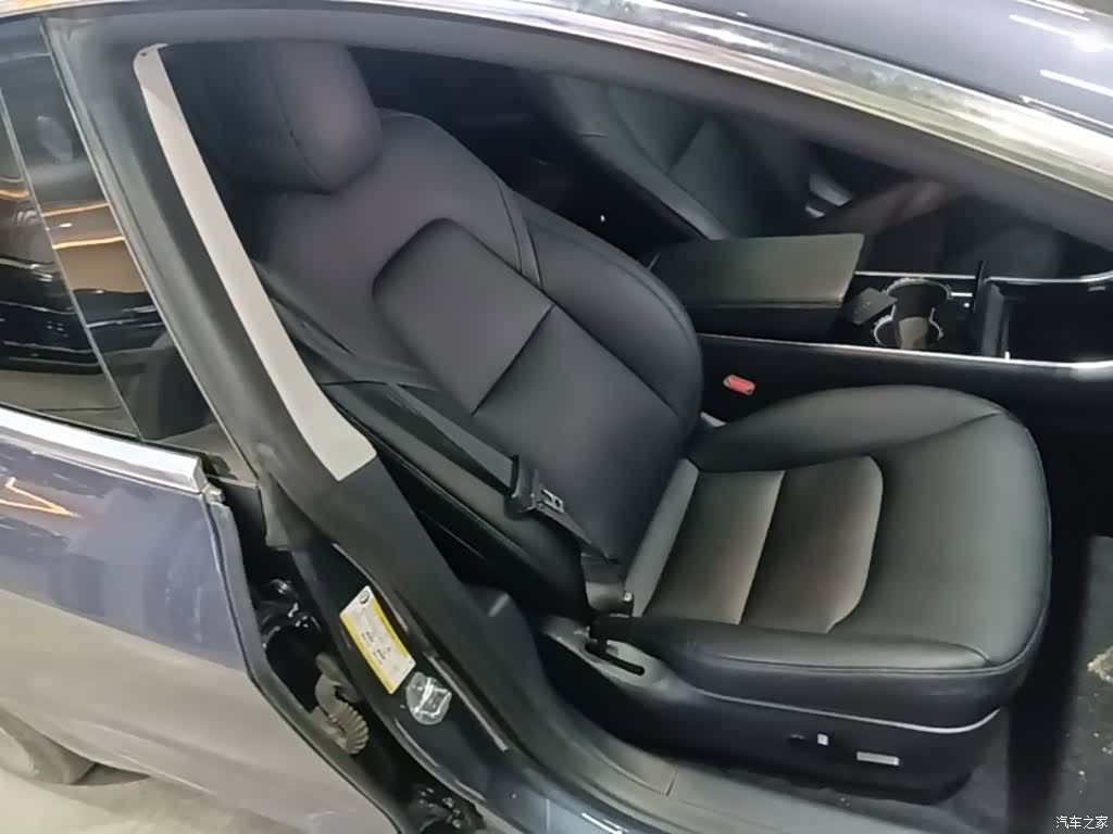 Tesla Model 3, 2020 25