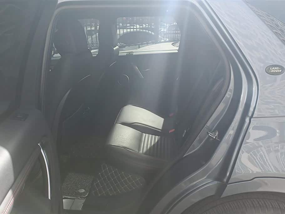 Land Rover Discover sports