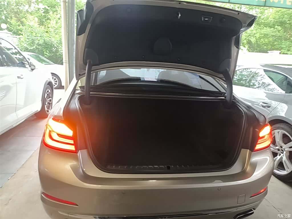 BMW 5 Series, 2020 19