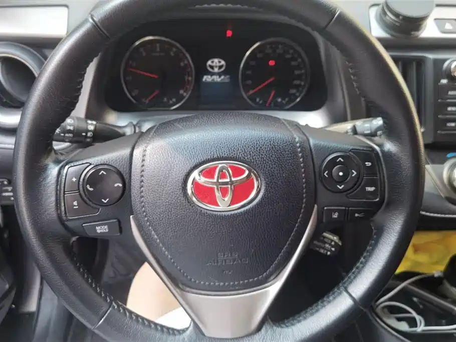 Toyota RAV4 Rongfang