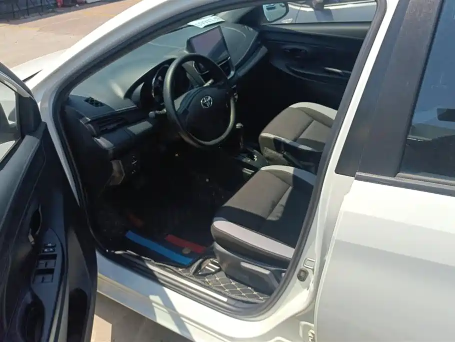 Toyota YARiS L Zhixuan
