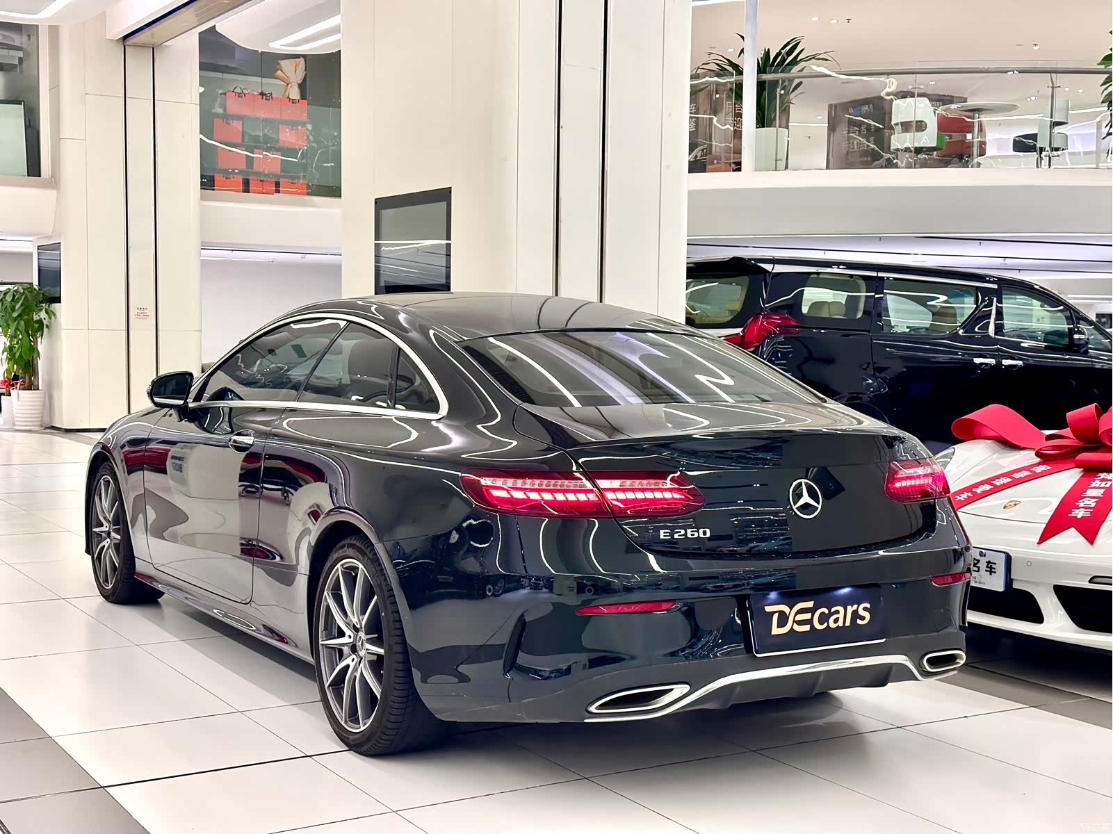 Mercedes-Benz E-Class, 2024 4