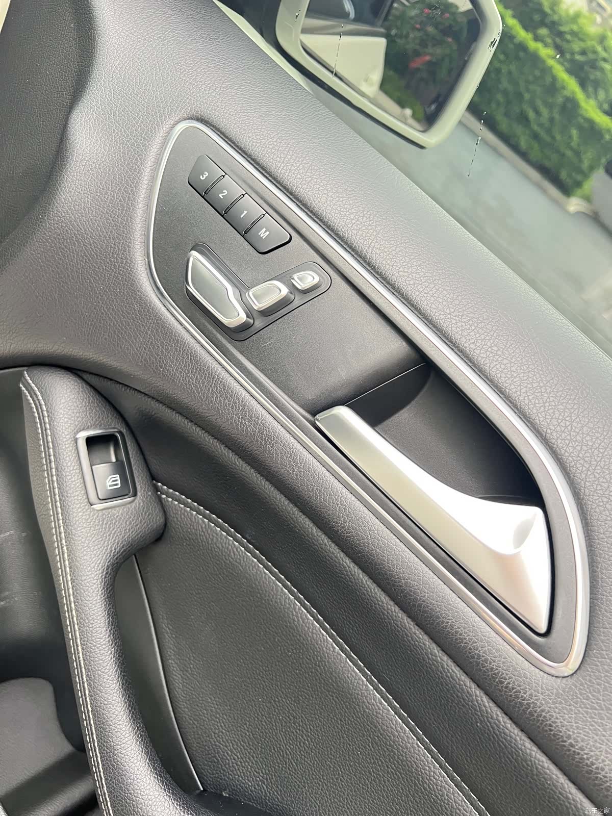 Mercedes-Benz B-Class, 2018 31