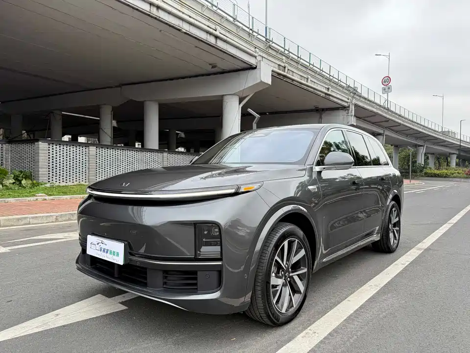 Li Auto Ideal L8