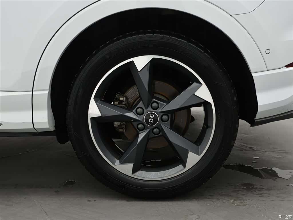 Audi Q3, 2022 9