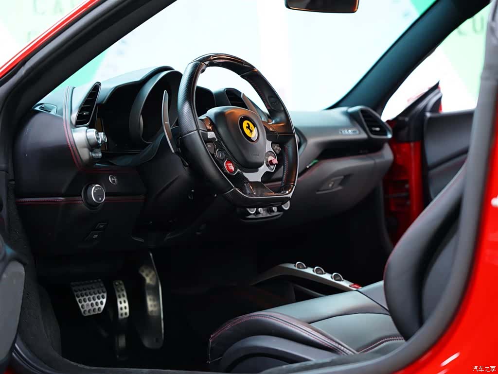 Ferrari 488, 2017 27