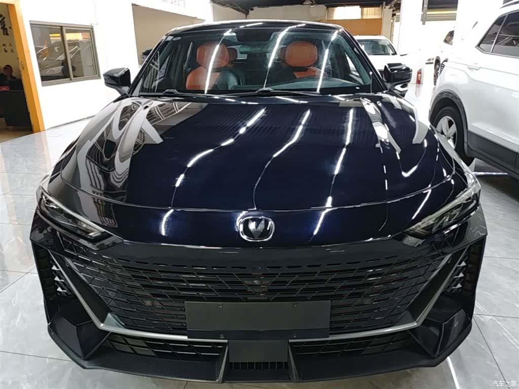 Changan UNI-V, 2023 3