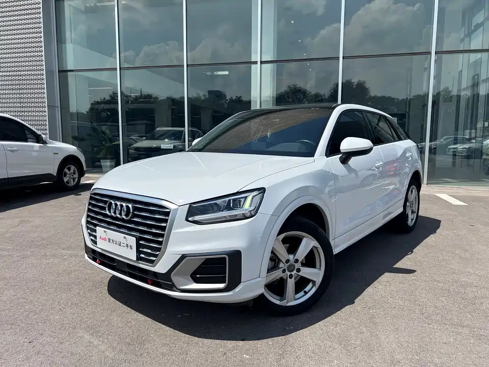 Audi Q2L