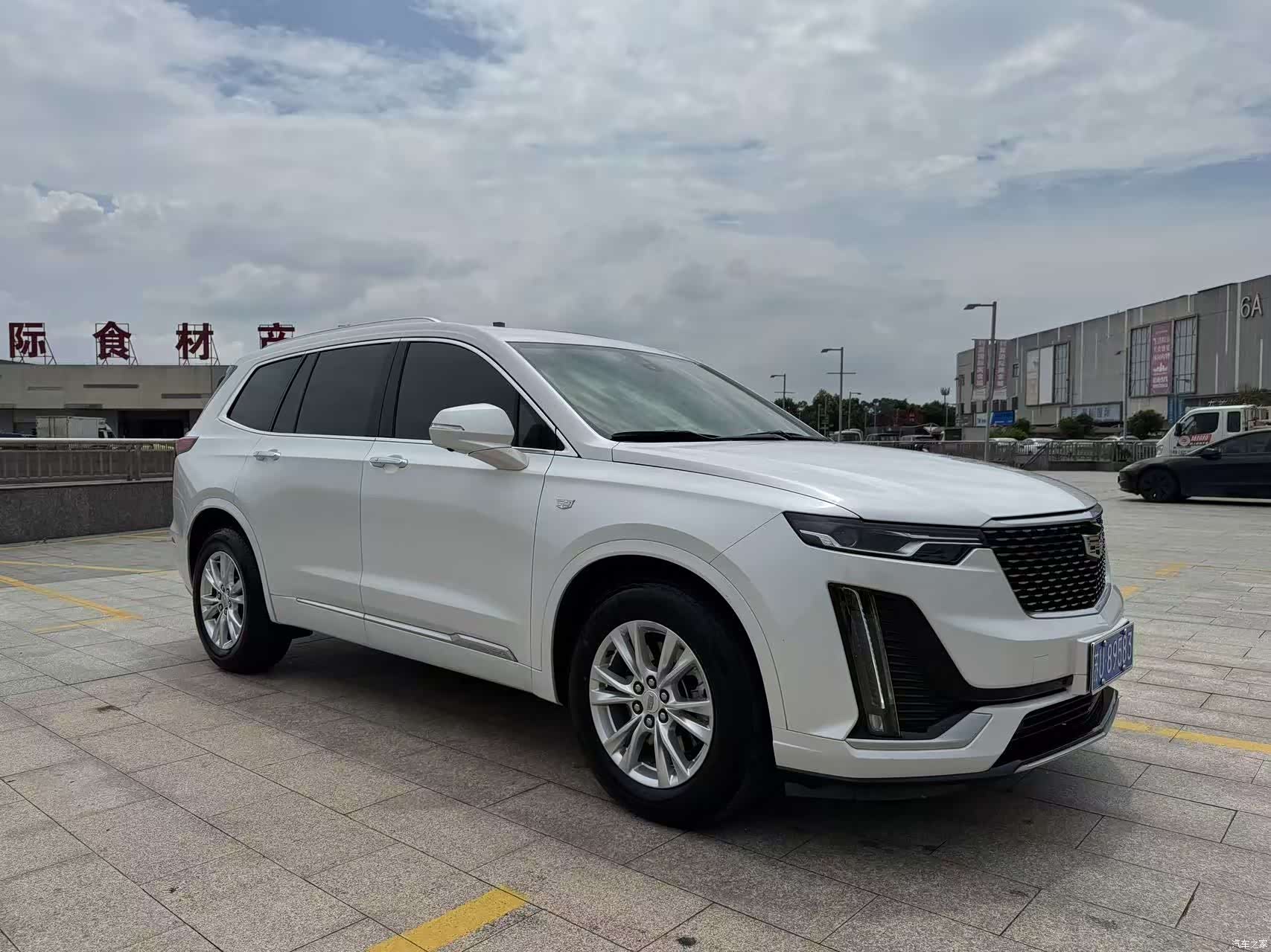 Cadillac XT6, 2021 3