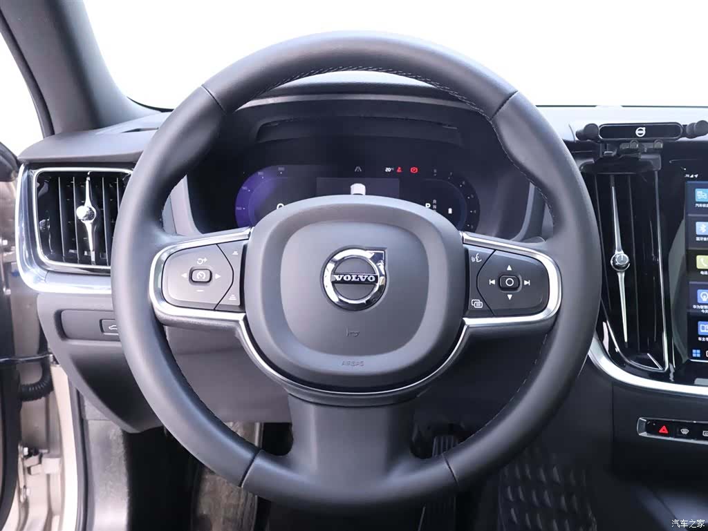 Volvo S60, 2023 16
