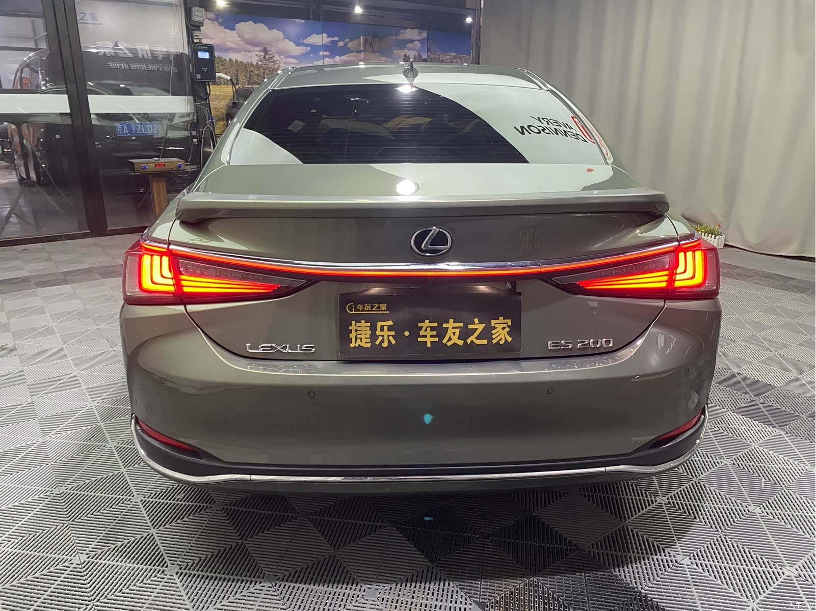 Lexus ES, 2022 6
