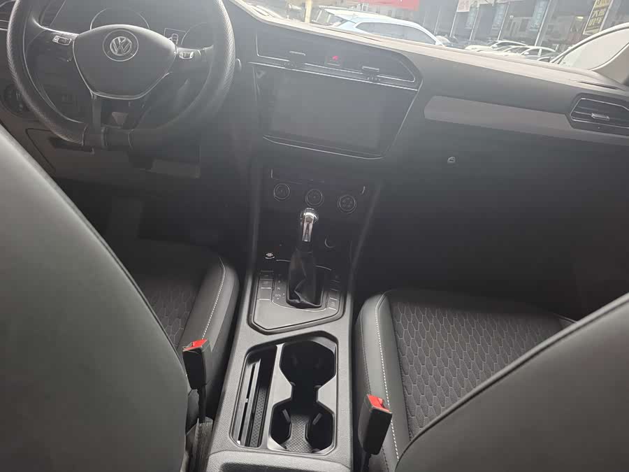 Volkswagen Tiguan L 2017, фото 11