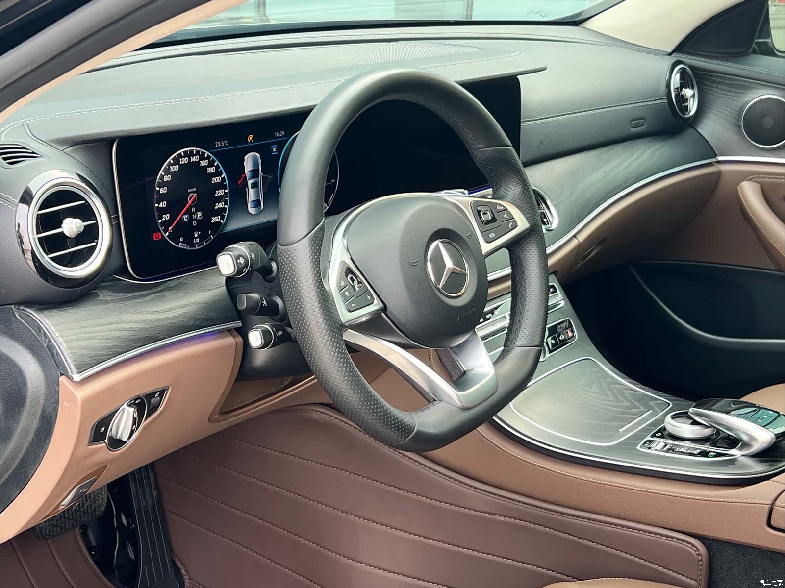 Mercedes-Benz E-Class, 2018 7