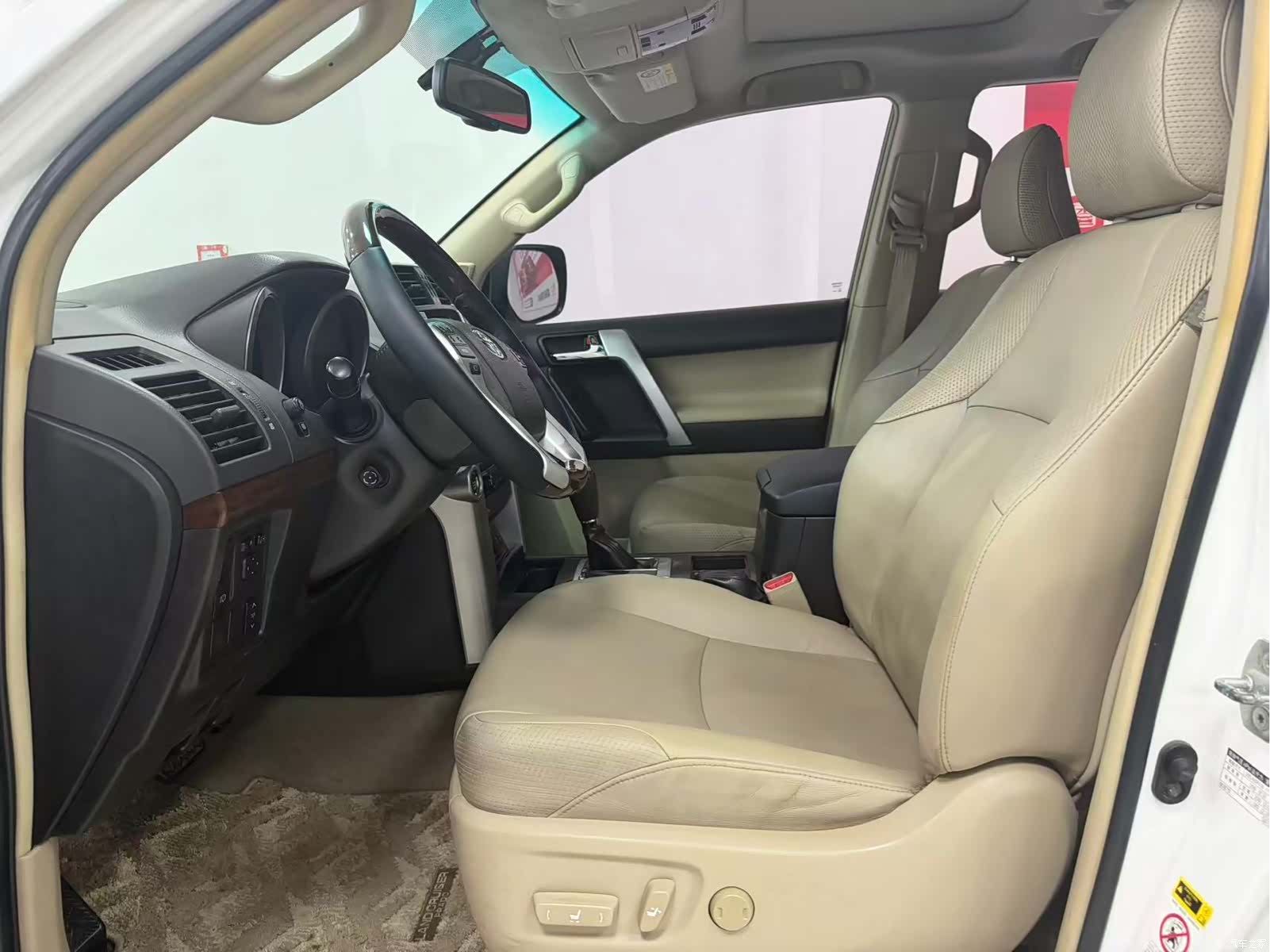 Toyota Prado, 2013 4