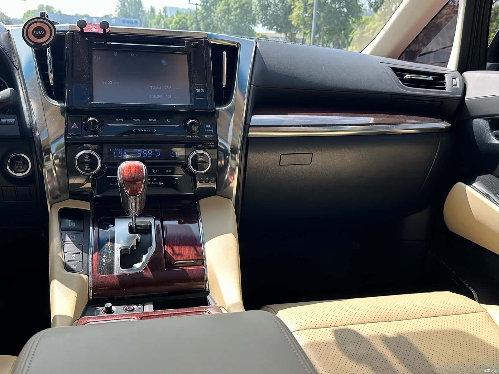 Toyota Alphard, 2017 6