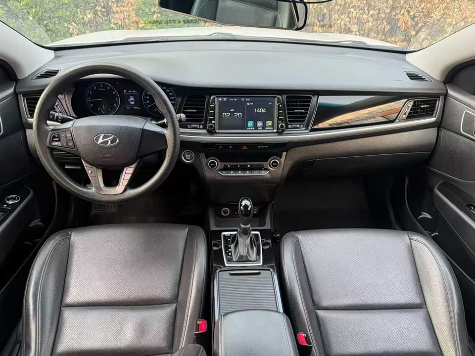 Hyundai Name picture