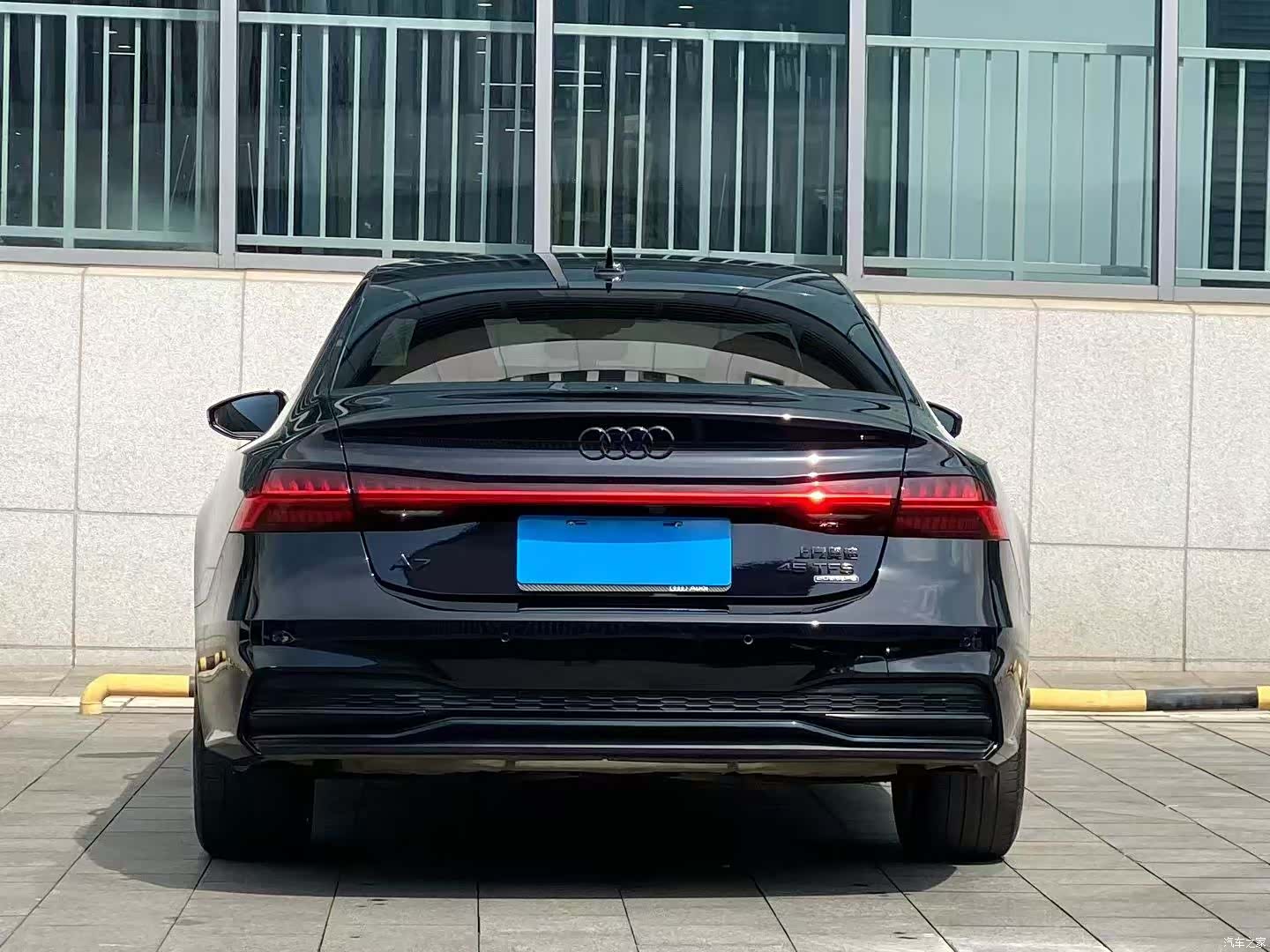 Audi A7L, 2023 9
