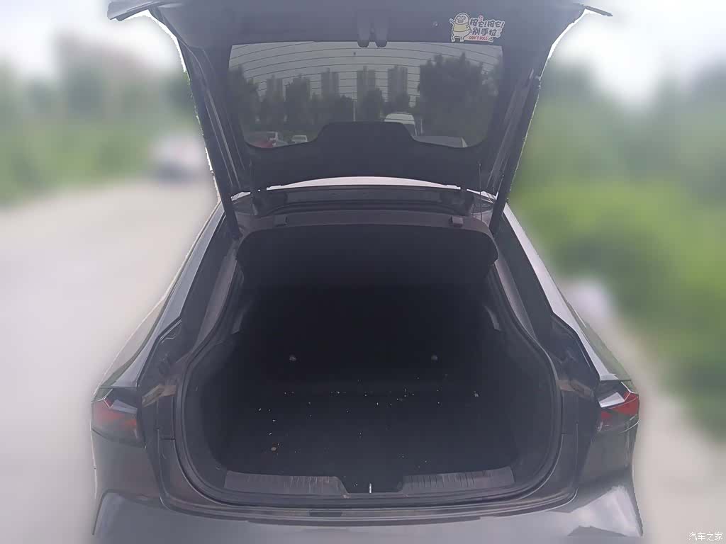 Changan UNI-V, 2022 10