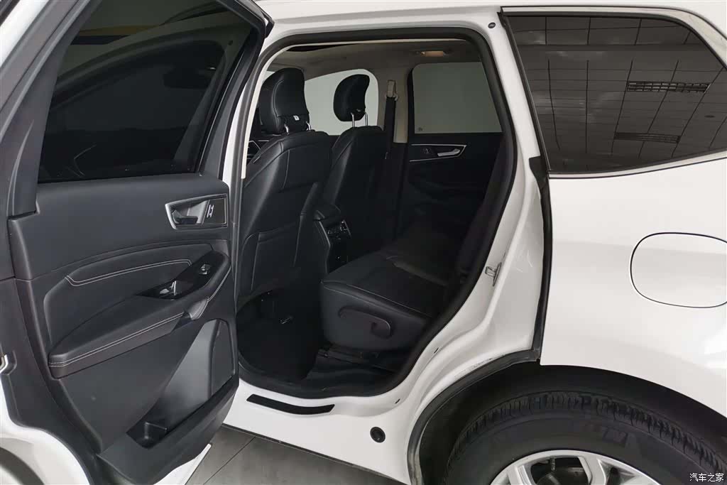 Ford Edge, 2019 11