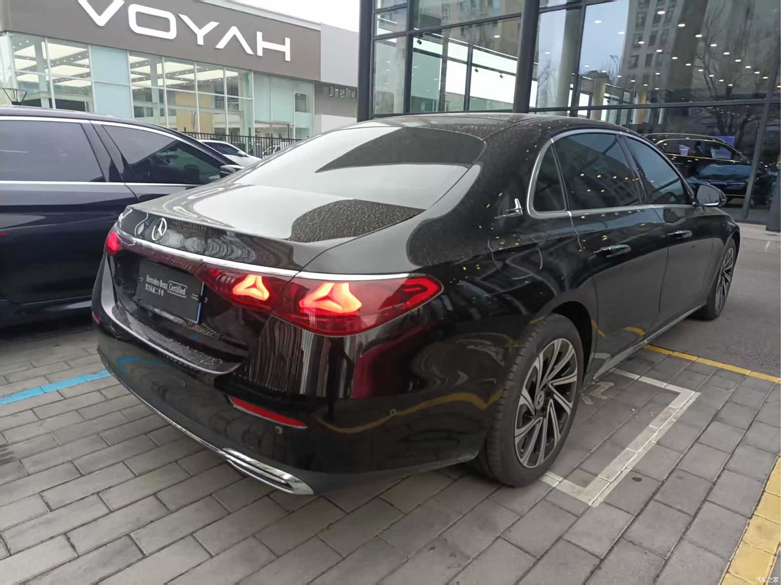 Mercedes-Benz E-Class, 2024 4