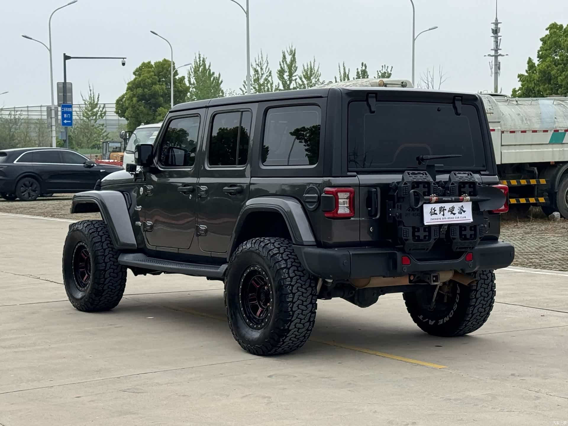 Jeep Wrangler, 2019 4