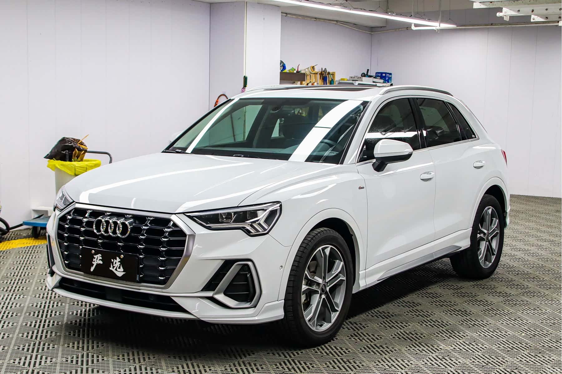 Audi Q3, 2022 1