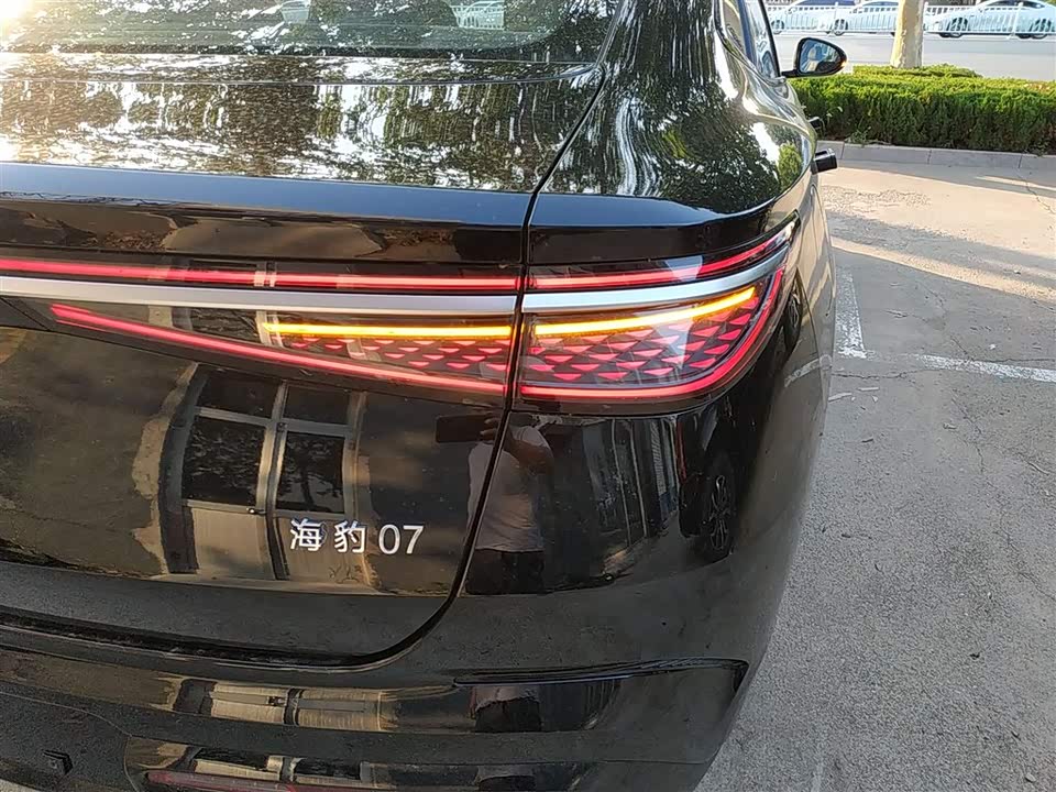 BYD Seal 07 DM-i BYD Seal 07 DM-i