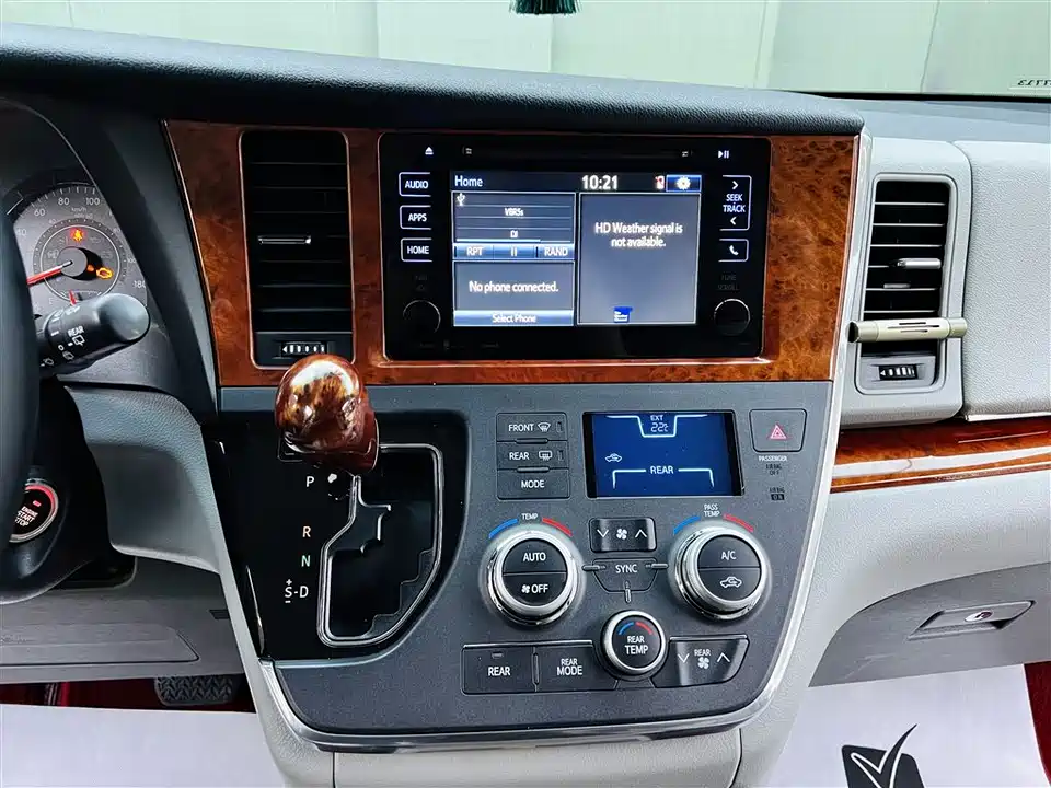 Toyota SIENNA
