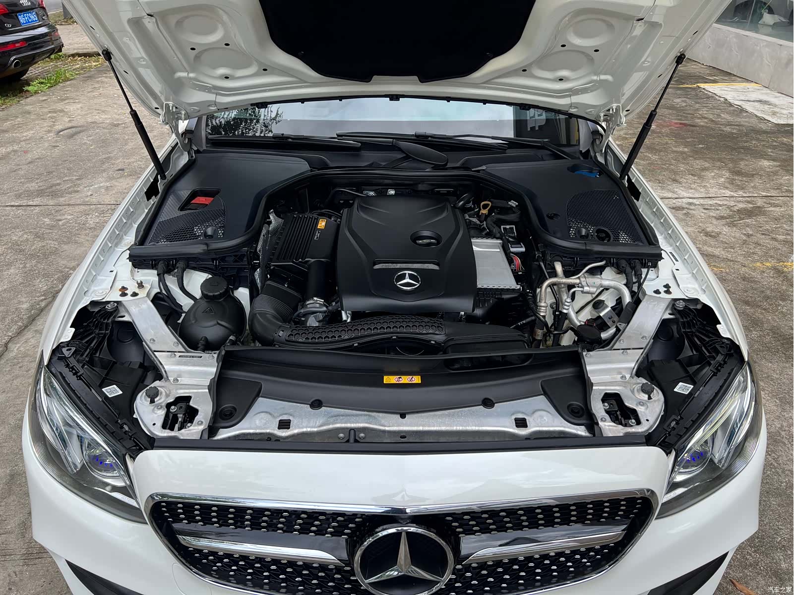Mercedes-Benz E-Class, 2018 8