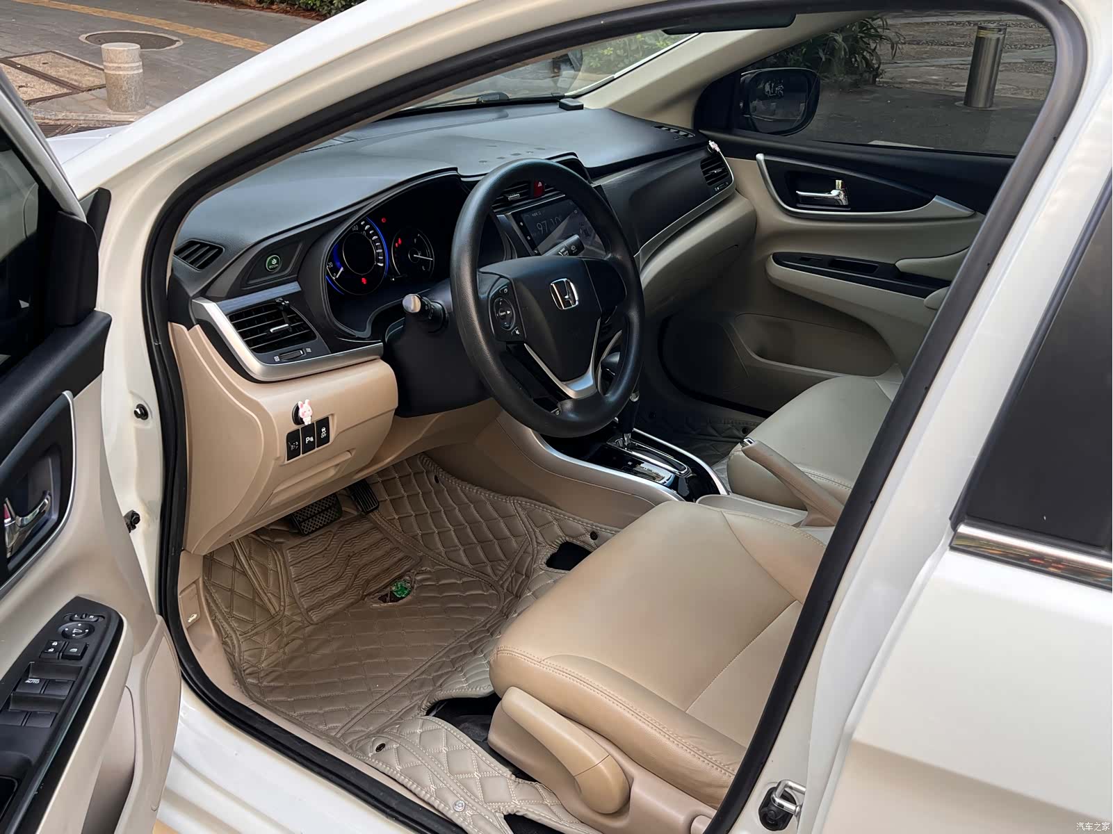 Honda Crider, 2016 6