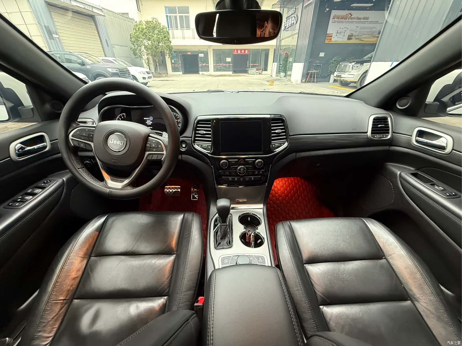 Jeep Grand Cherokee, 2022 9