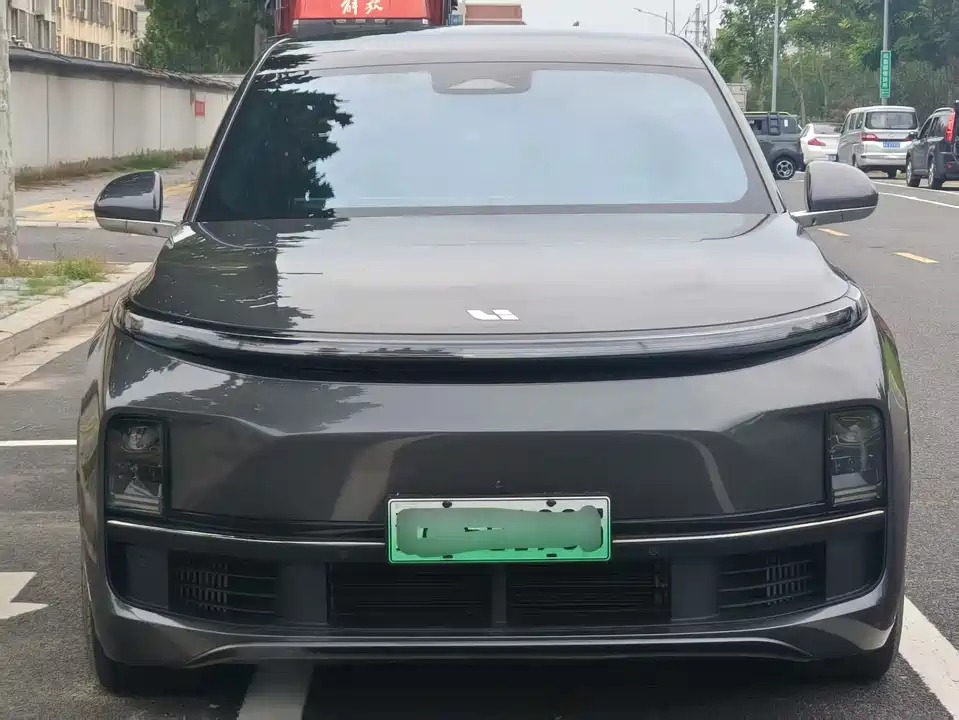 Li Auto Ideal L8