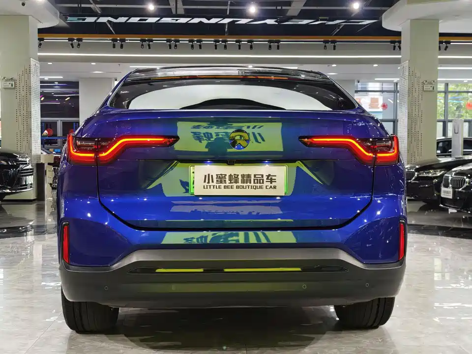 NIO EC6