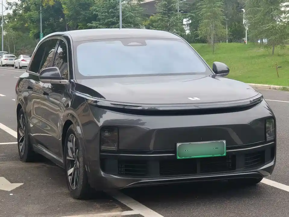 Li Auto Ideal L8