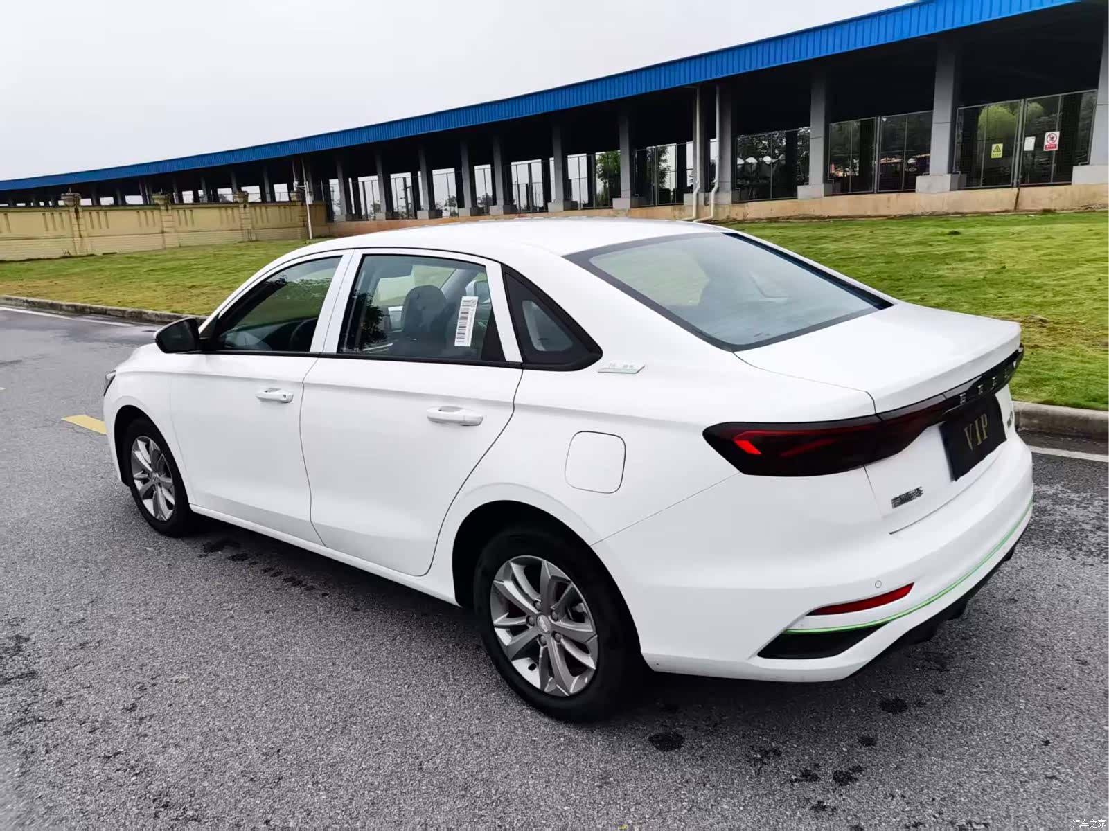 Geely Emgrand, 2023 7