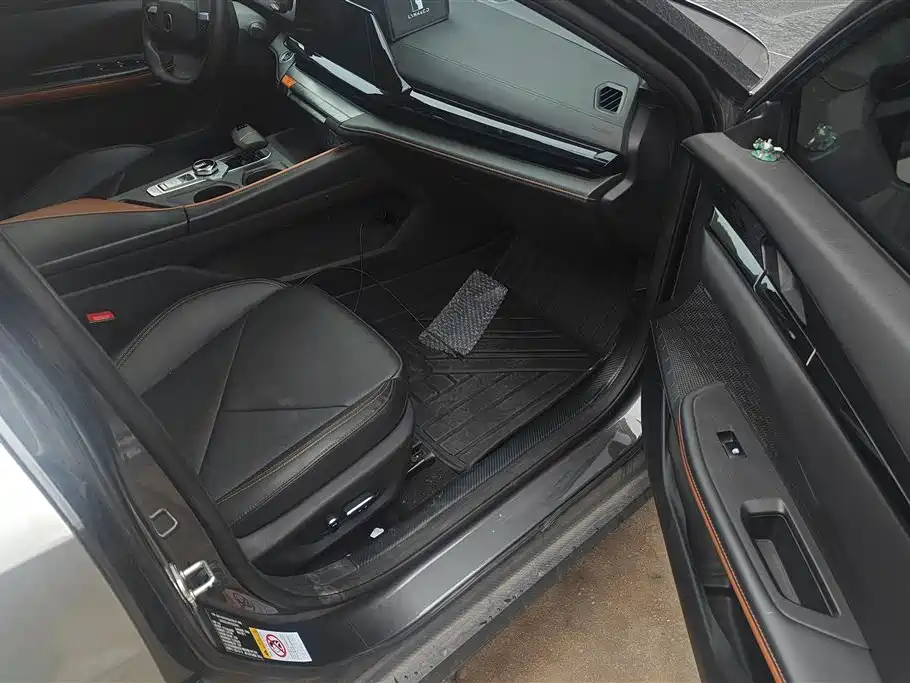 Changan UNI-V Smart iDD