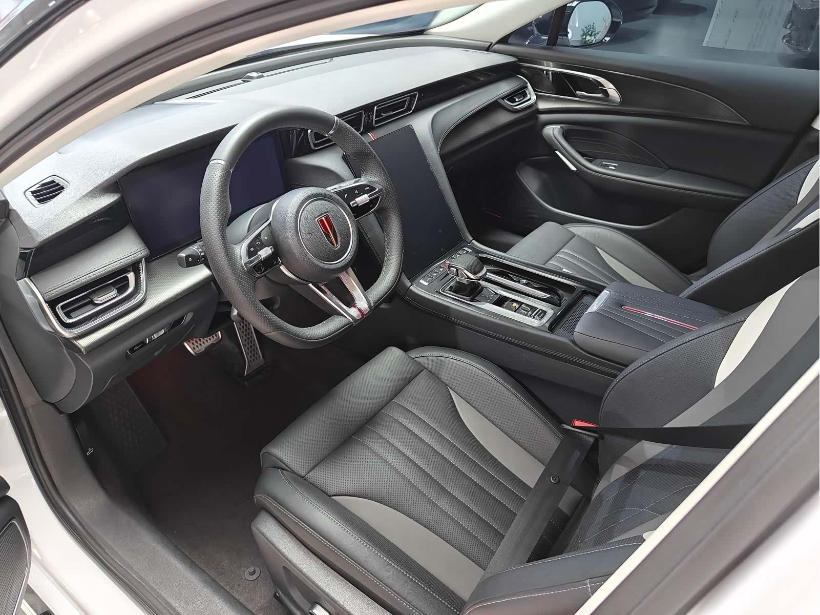 Hongqi H6, 2024 6