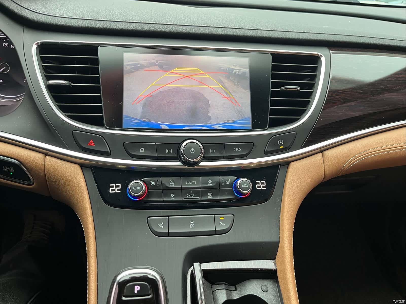 Buick LaCrosse, 2019 20