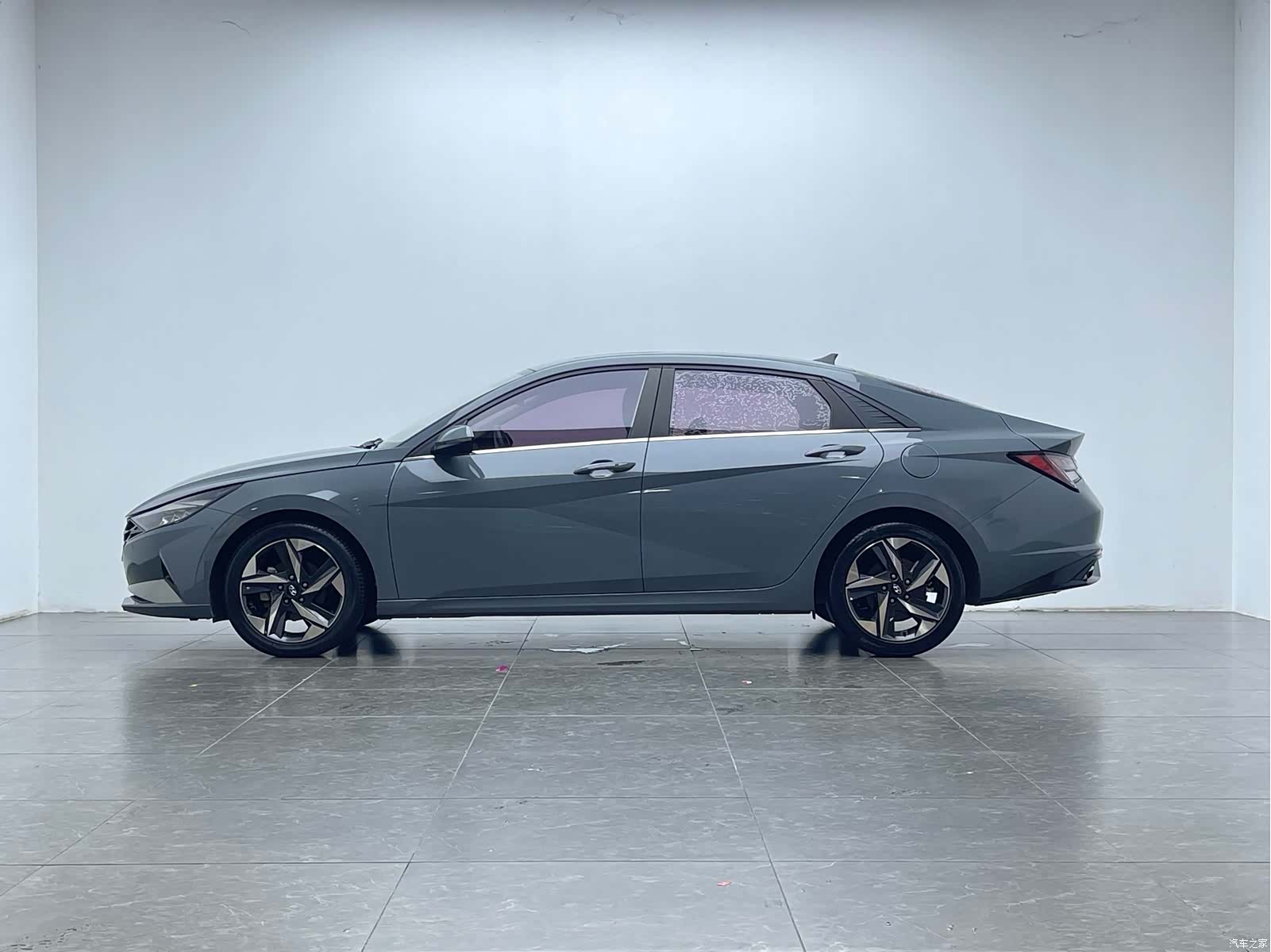 Hyundai Elantra, 2021 8