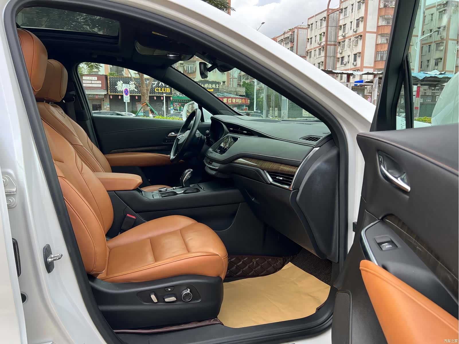 Cadillac XT4, 2019 14