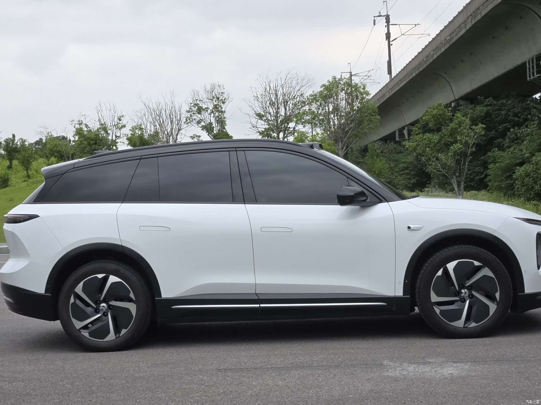 NIO ES6, 2023 6