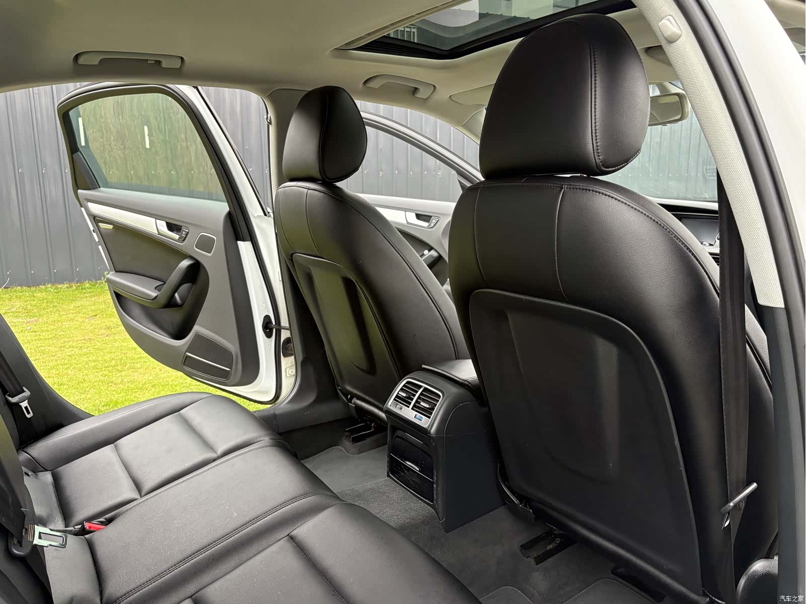 Audi A4L, 2015 9