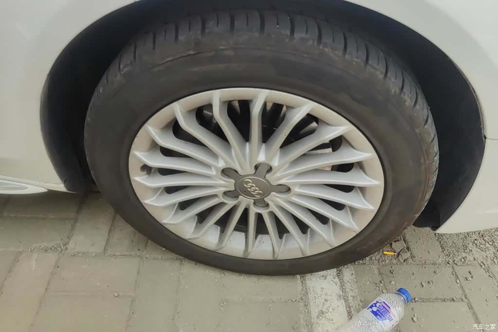Audi A4L, 2016 6