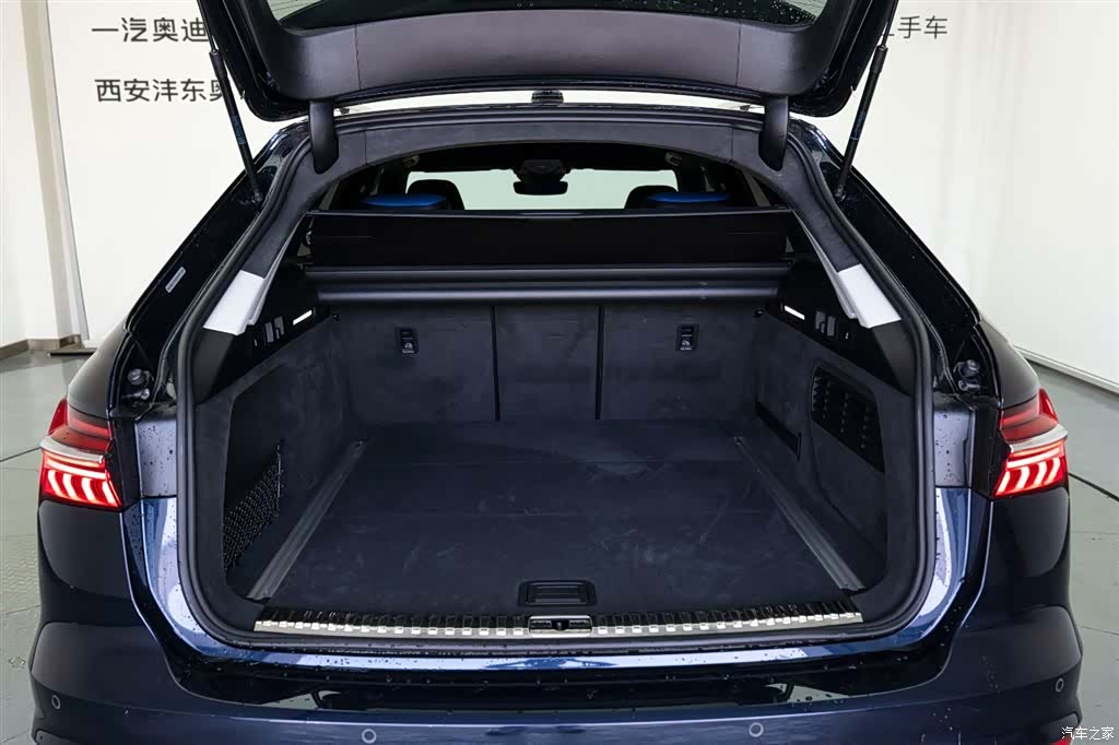 Audi A6, 2021 9