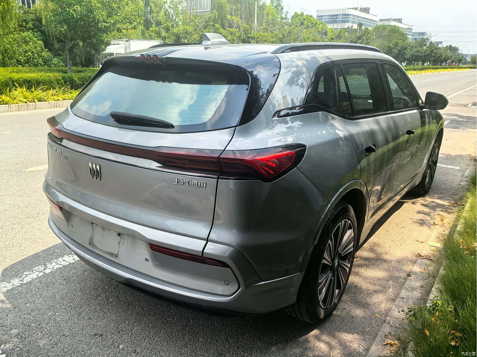 Buick E5, 2023 9