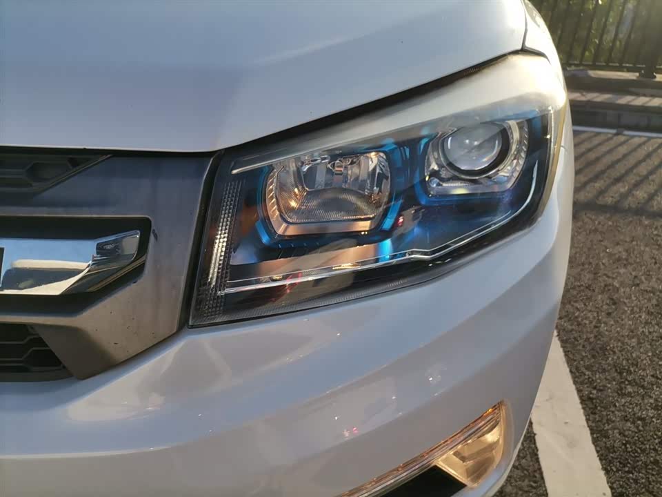 Changan CS75