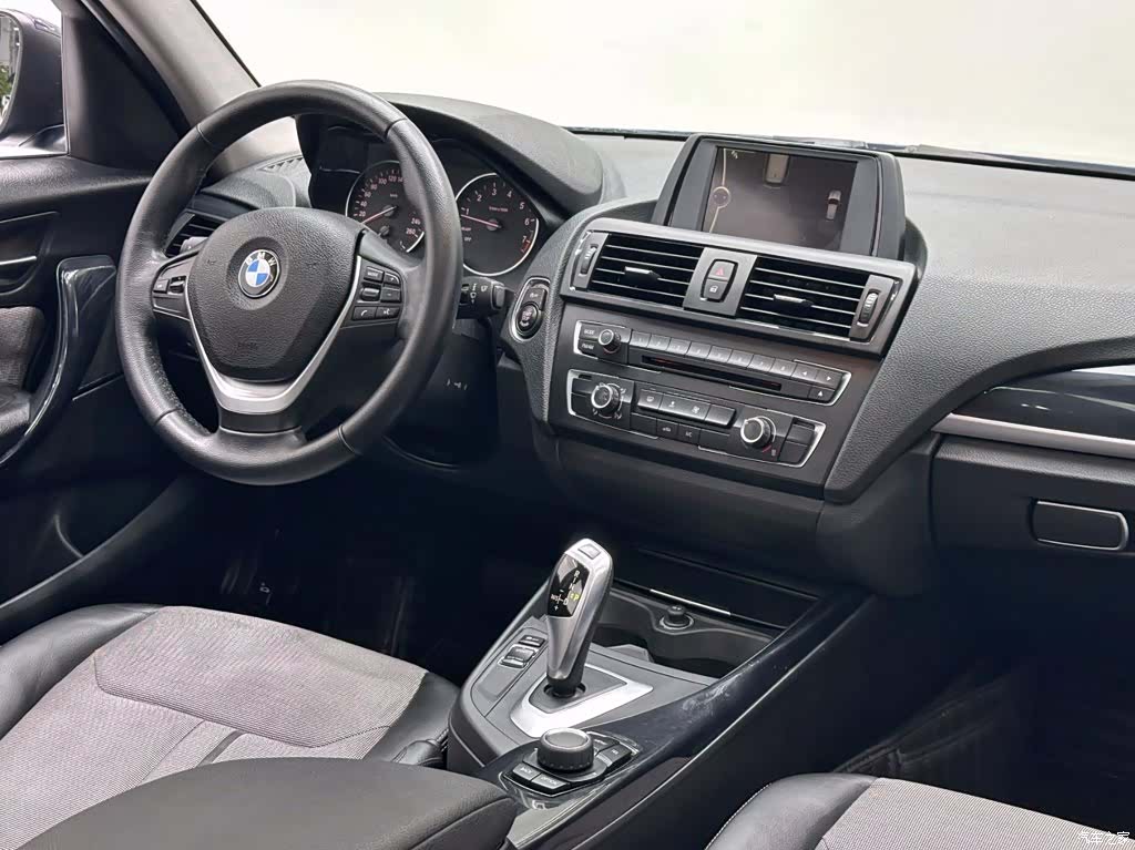 BMW 1 Series, 2013 11